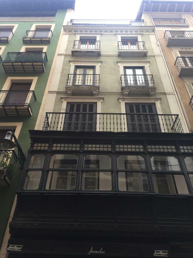 Ferienwohnung Atico Estafeta Pamplona Exterior foto